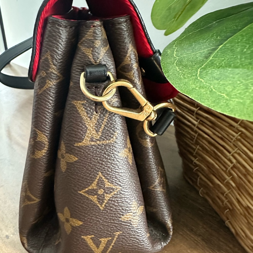 Louis Vuitton Saint George’s Monogram Handbag!!! Stunning 2-way Bag - Picture 8 of 12
